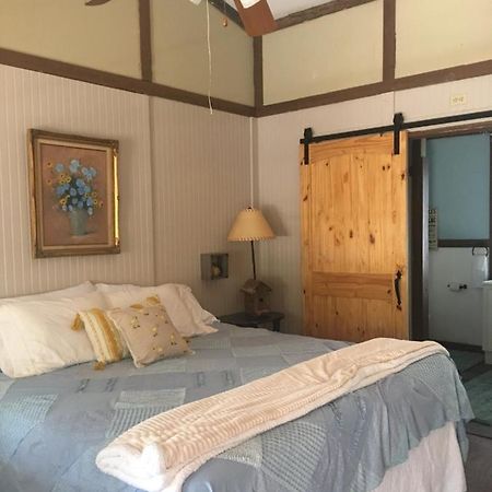 Acorn Hideaways Canton Sweet Tweet Guesthouse King Bed Dış mekan fotoğraf